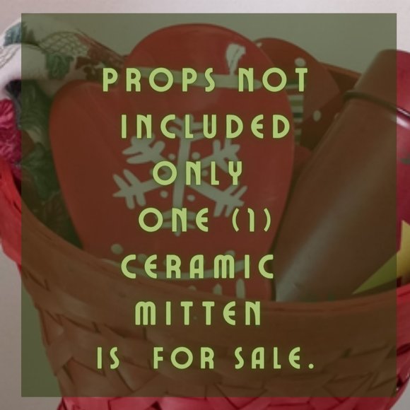 Hallmark Christmas Red Snowflake Holiday Mitten - Picture 6 of 6